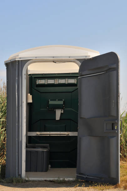 Best Portable restroom trailer rental  in Owosso, MI